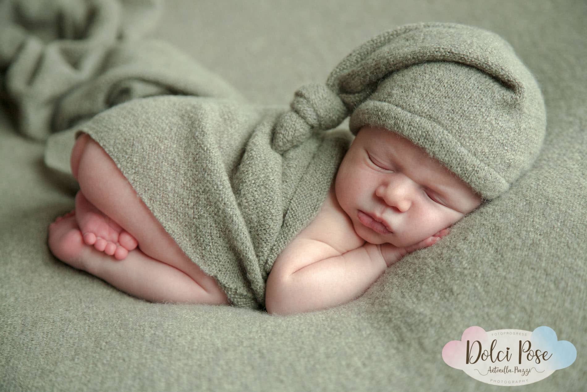 IMG_5036_newborn-neonati-fotografo-bologna-fotoprogress-piazzi-studio-fotografico-foto-bambini-maternity-gravidanza-dolcipose-2