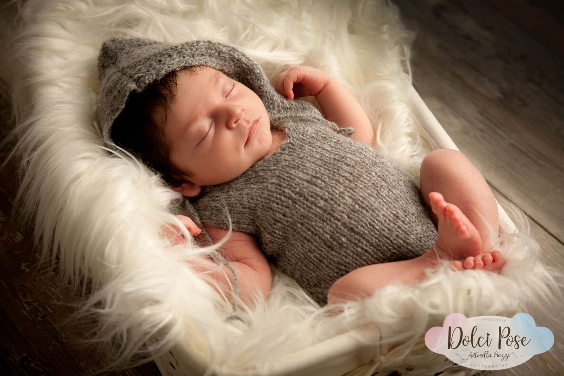 IMG_7728_newborn-neonati-fotografo-bologna-fotoprogress-piazzi-studio-fotografico-foto-bambini-maternity-gravidanza-dolcipose-2