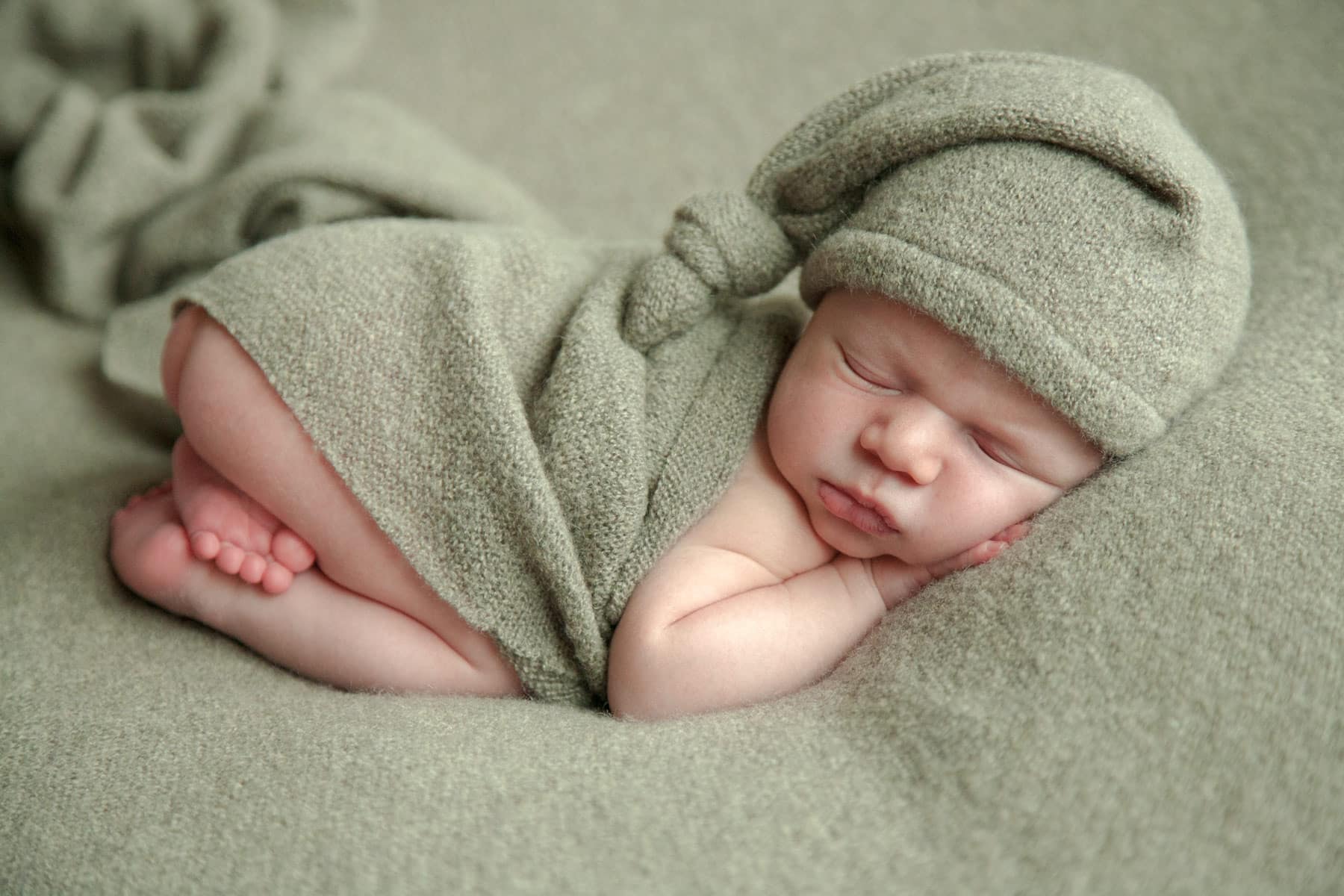 Fotografo Neonati Bologna Antonella Piazzi Foto Newborn Per Bambini Appena Nati