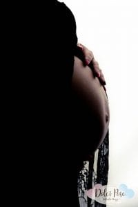 Antonella Piazzi, fotografo Gravidanza e Newborn a Bologna. Servizio fotografico maternità e neonati. Sessioni fotografiche pancia e pancione, foto gravidanza, maternity, dolci pose, body painting, bimbi e bambini 0-12 anni, presso studio fotografico Fotoprogress Budrio